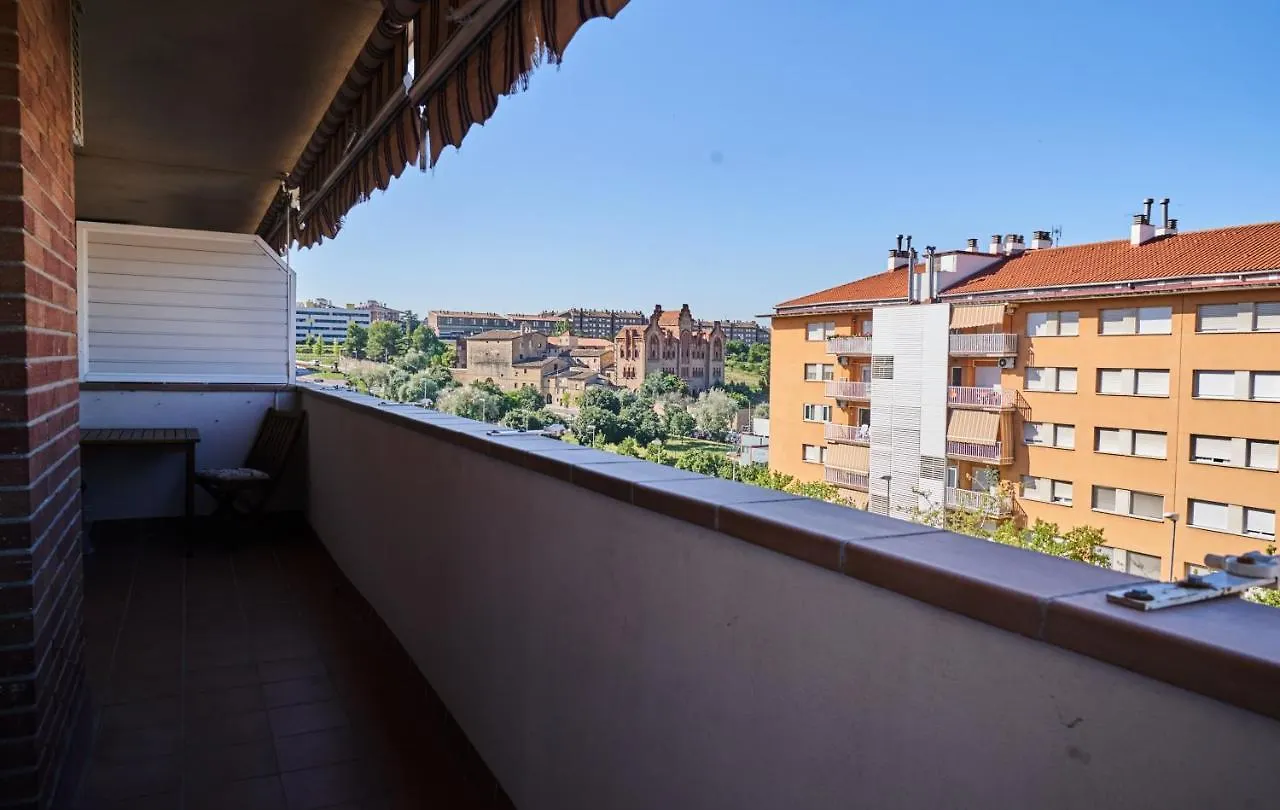 Family Apartment With Parking And Pool Manresa